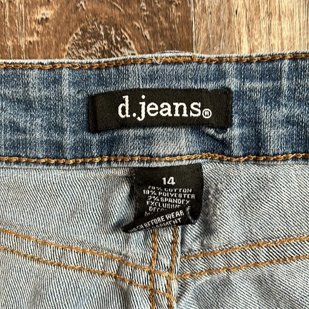 Broken in Super Soft Jeans - Picture 4 of 5